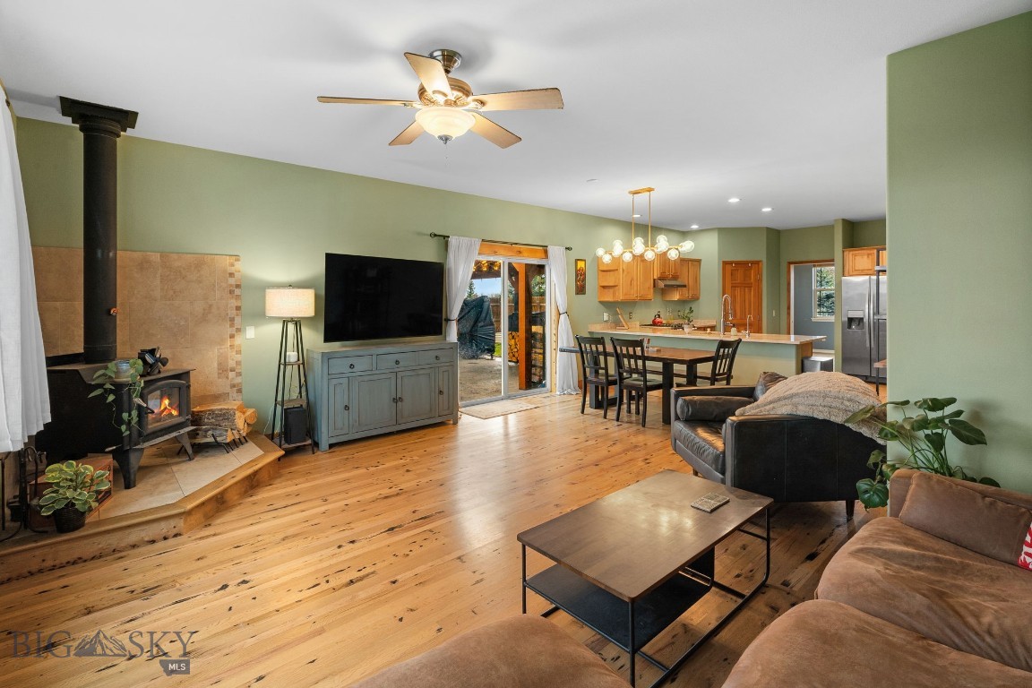 Four Dot Meadows - Residential