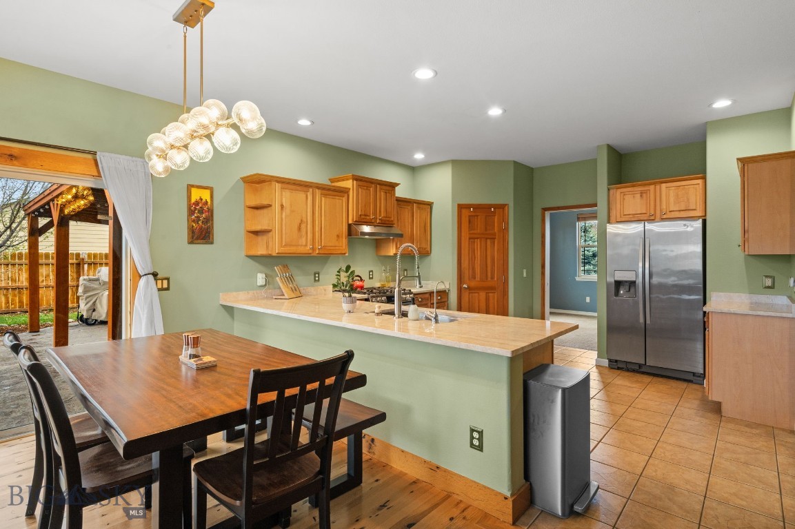 Four Dot Meadows - Residential