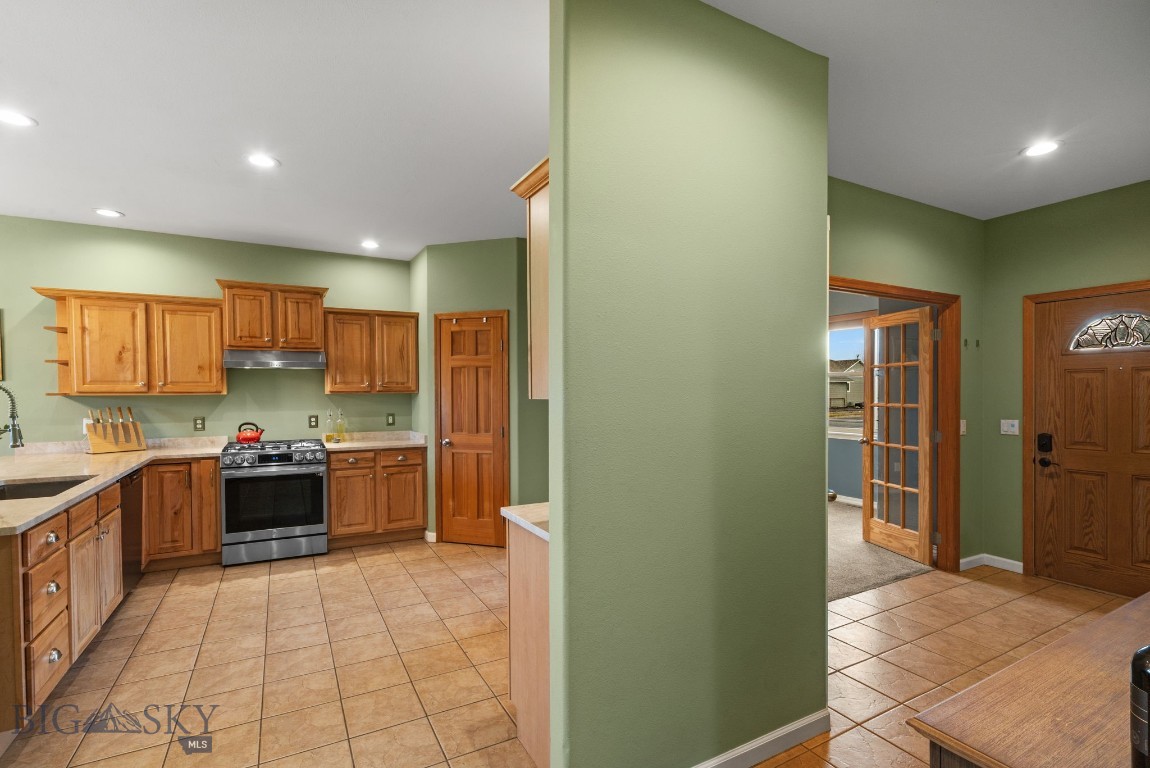 Four Dot Meadows - Residential