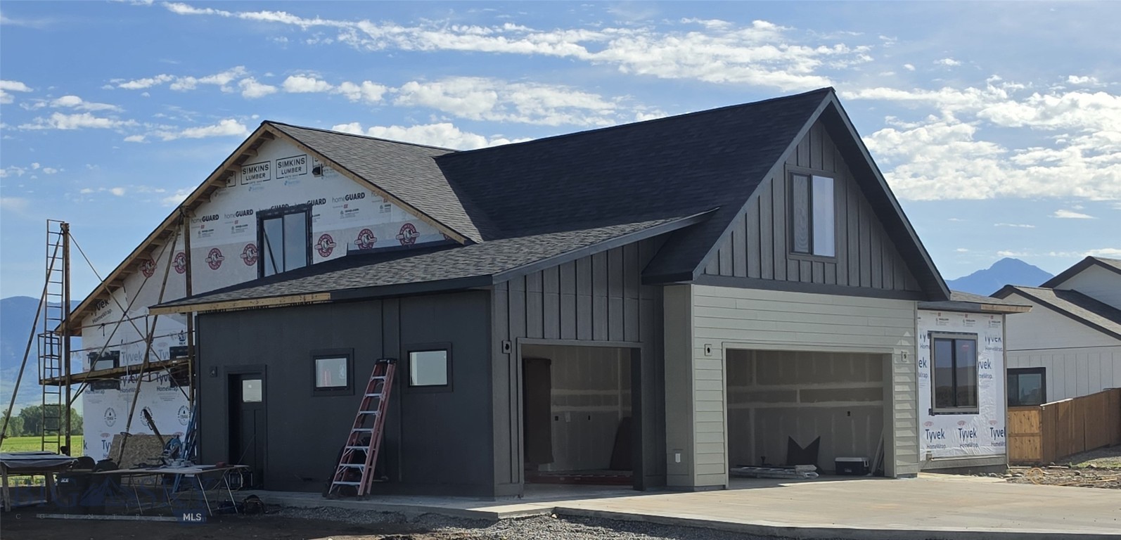 2201 Oriole Drive