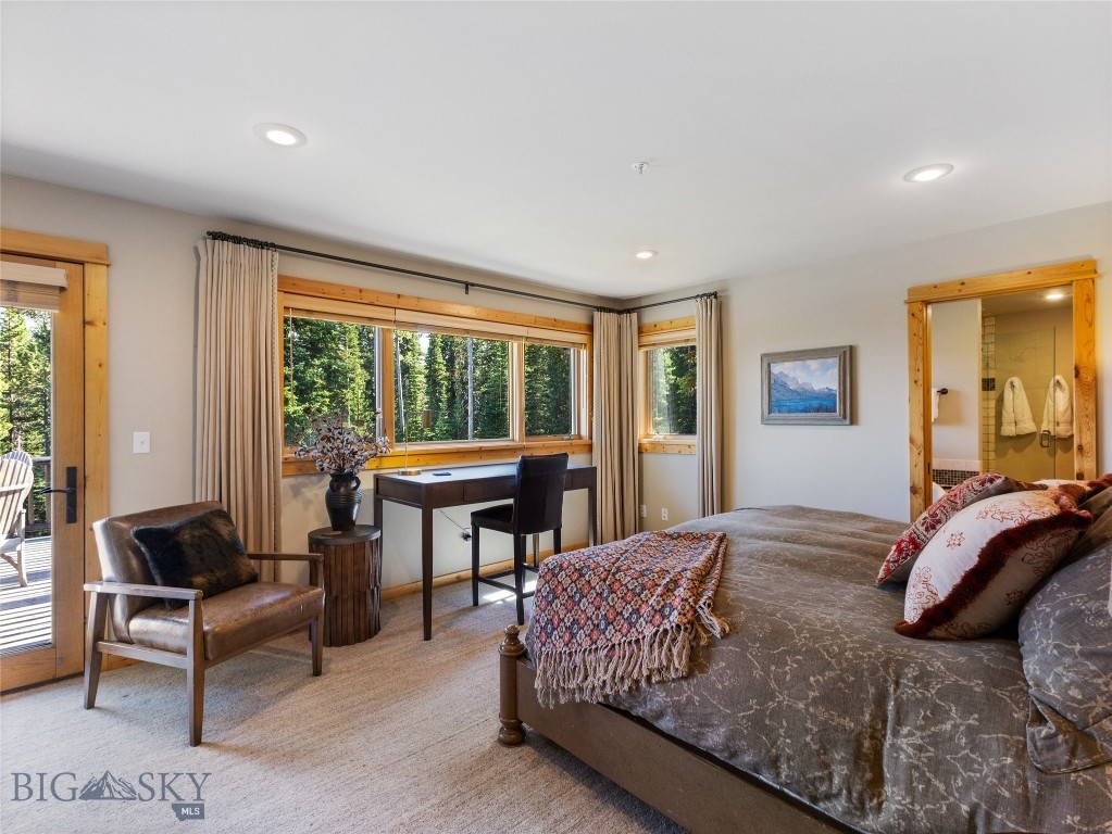 Diamond Hitch Of Ski Moonlight - Residential