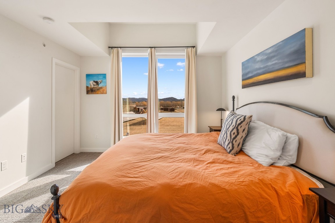 SR Block 3 Condo - Residential