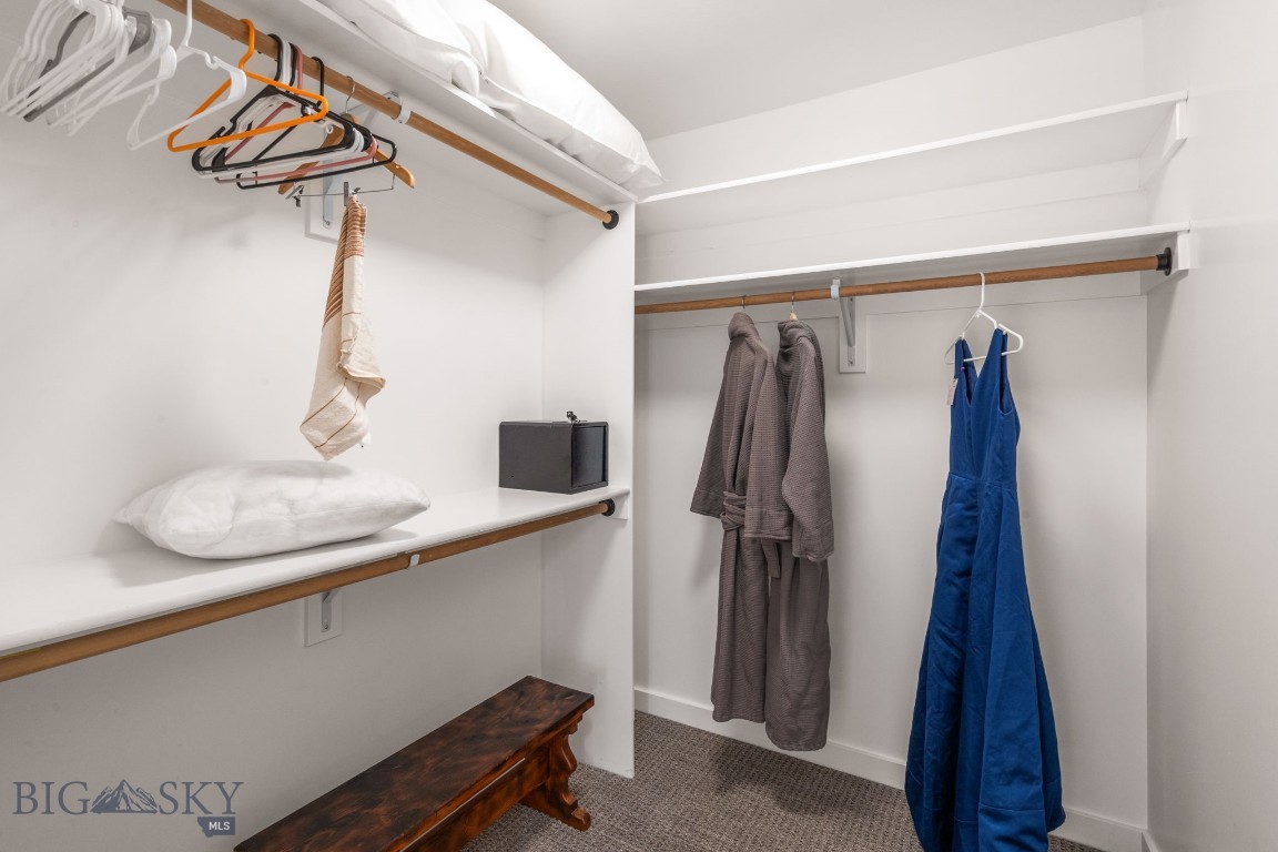 SR Block 3 Condo - Residential