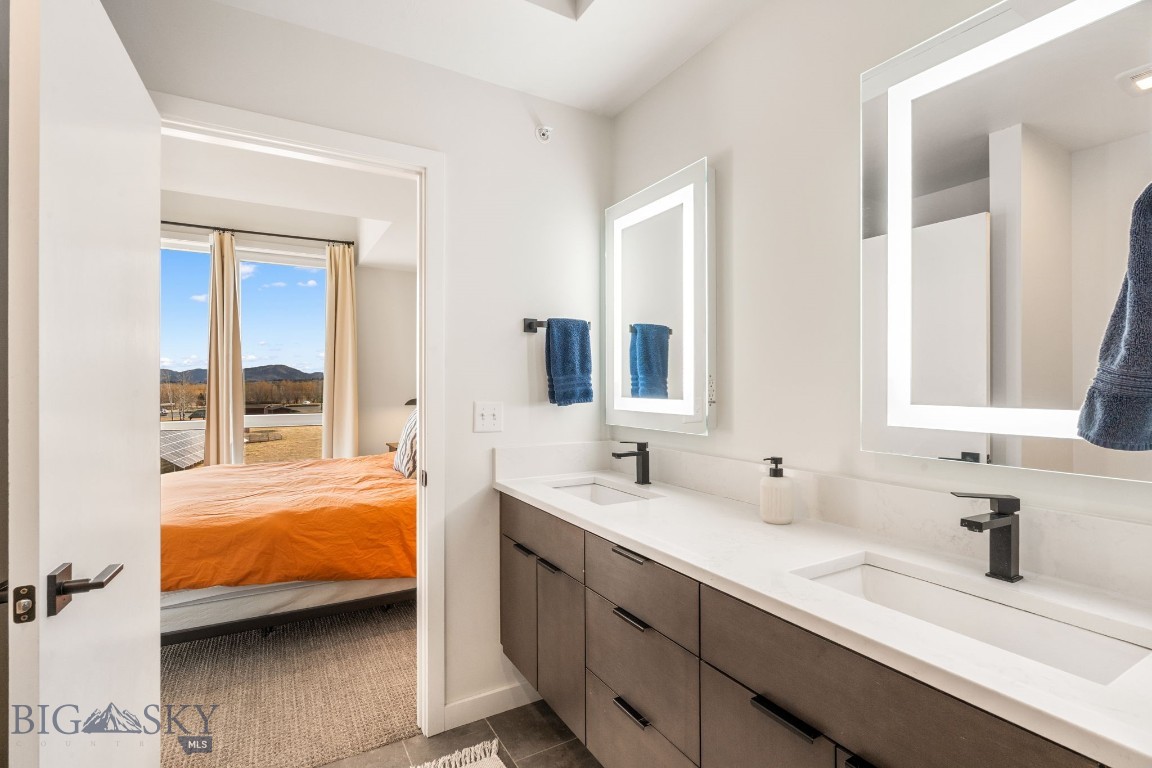 SR Block 3 Condo - Residential