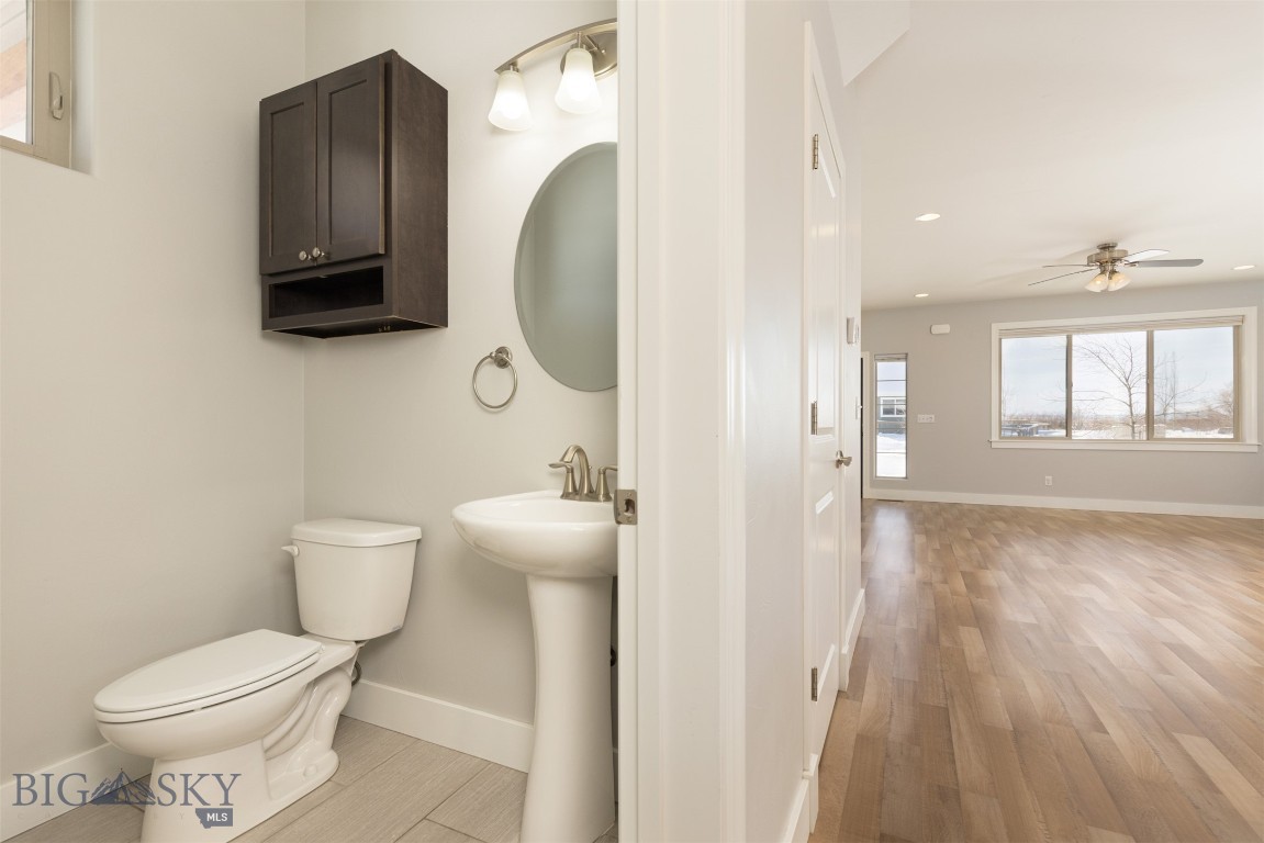 The Lakes at Valley West - Residential