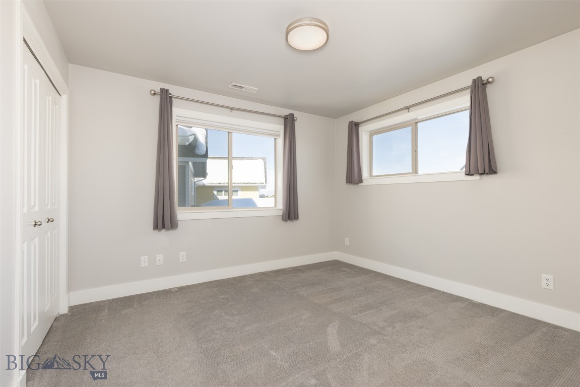 The Lakes at Valley West - Residential