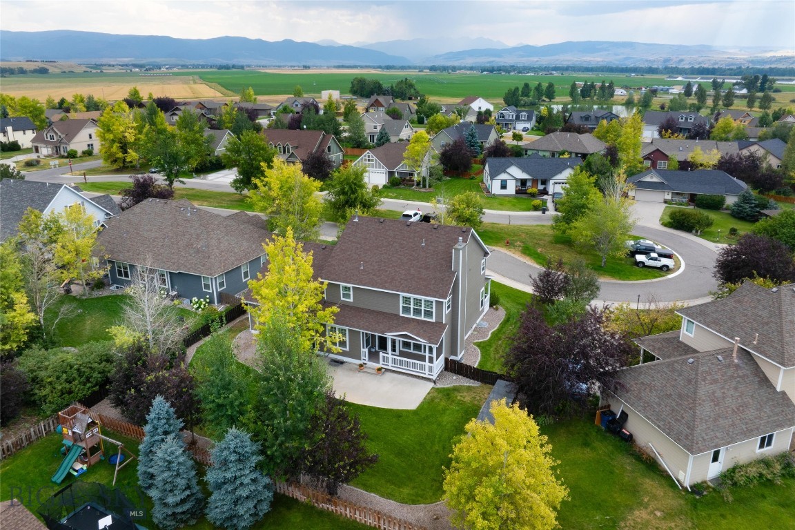 Bozeman, Montana 59718, United States, 5 Bedrooms Bedrooms, ,4 BathroomsBathrooms,Residential,Contingent,25746