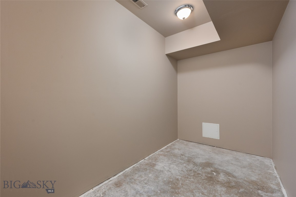 Bozeman, Montana 59718, United States, 5 Bedrooms Bedrooms, ,4 BathroomsBathrooms,Residential,Contingent,25746