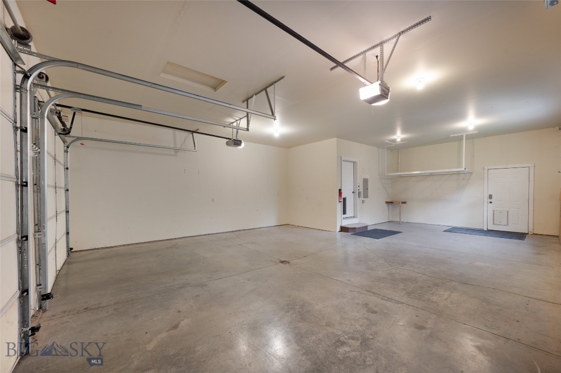 Bozeman, Montana 59718, United States, 5 Bedrooms Bedrooms, ,4 BathroomsBathrooms,Residential,Contingent,25746