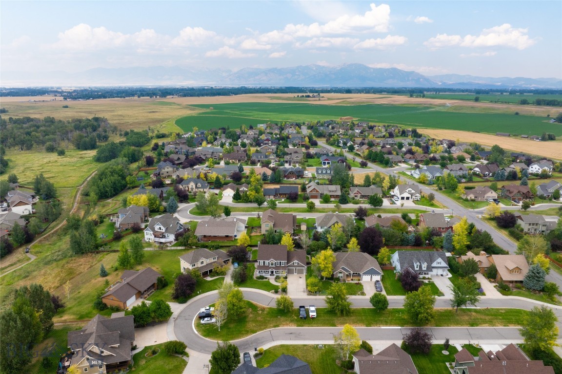 Bozeman, Montana 59718, United States, 5 Bedrooms Bedrooms, ,4 BathroomsBathrooms,Residential,Contingent,25746