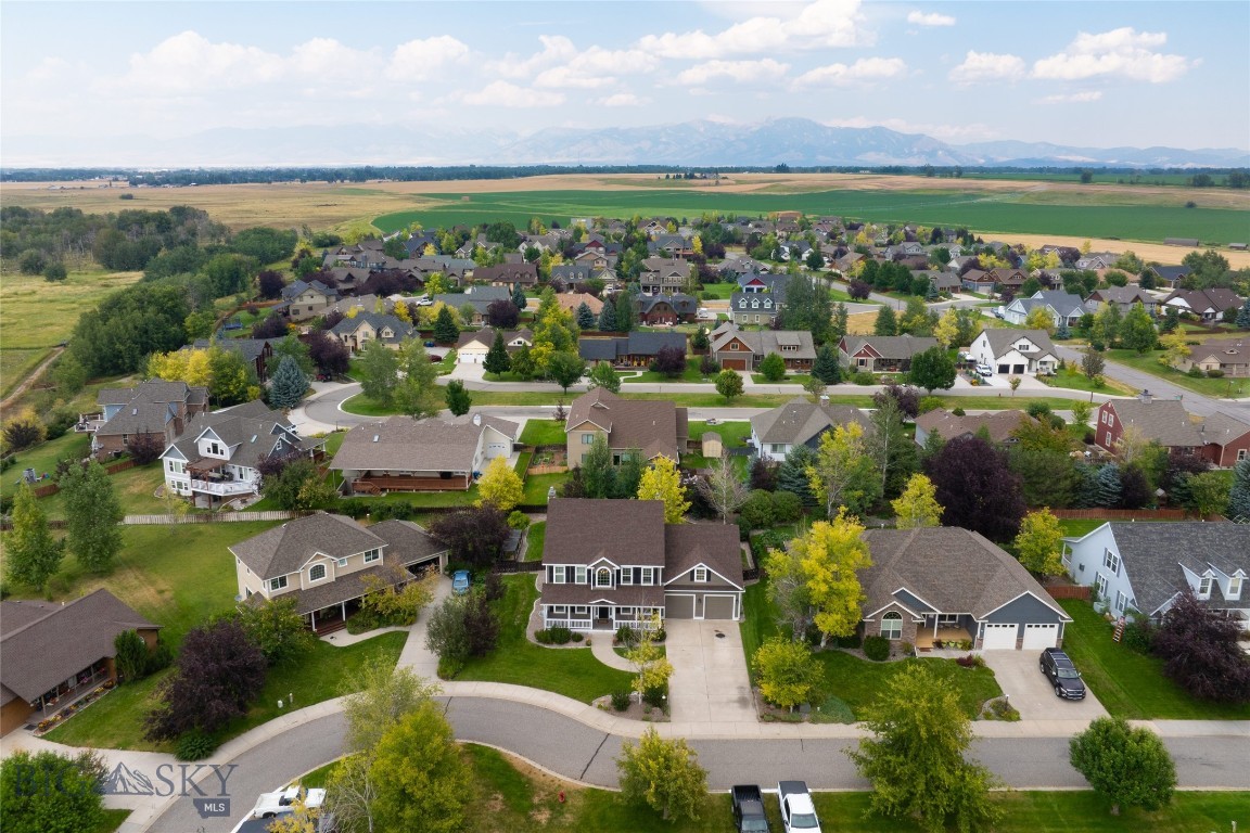 Bozeman, Montana 59718, United States, 5 Bedrooms Bedrooms, ,4 BathroomsBathrooms,Residential,Contingent,25746