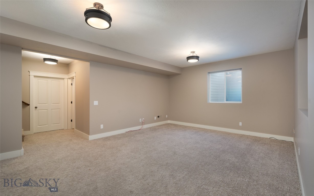 Bozeman, Montana 59718, United States, 5 Bedrooms Bedrooms, ,4 BathroomsBathrooms,Residential,Contingent,25746