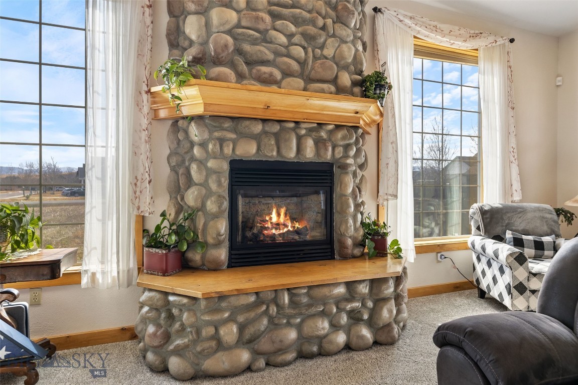 34 W Katina Court