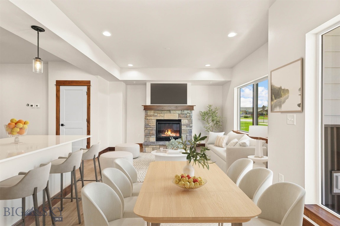 1051 Baxter Creek Way E