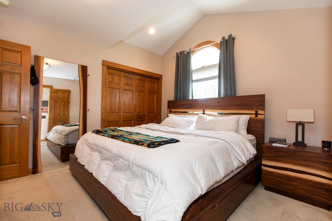 Troutdale - Residential