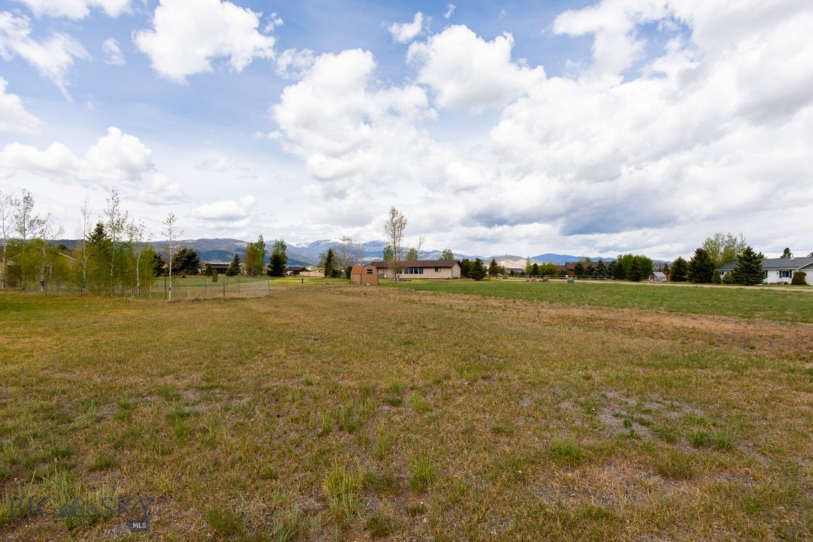 Troutdale - Residential