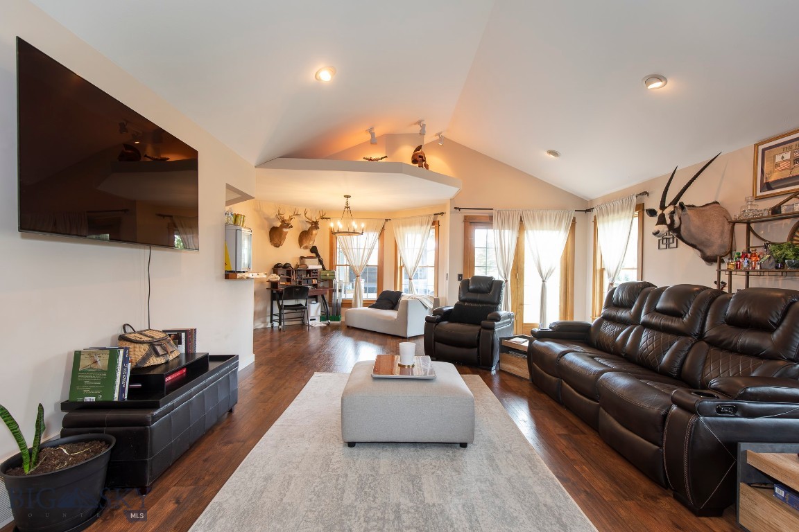 Troutdale - Residential