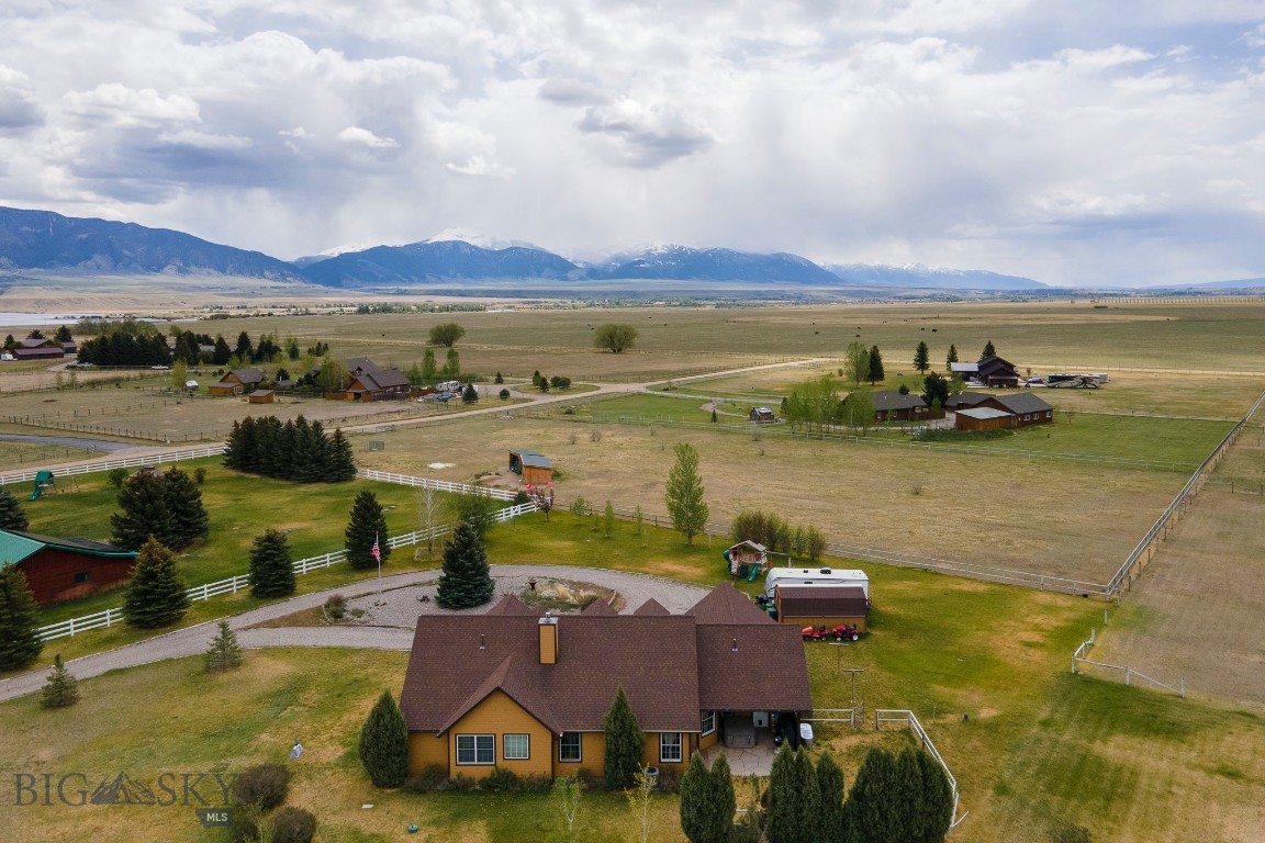 Troutdale - Residential