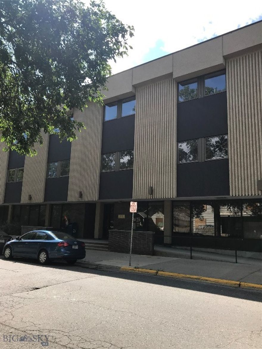 Conveniently positioned near Downtown and Midtown, this office space features recently remodeled common areas and ample parking. The functional layout includes five offices, a reception area, and a small breakroom, with restrooms located in the common area. More photos to come.