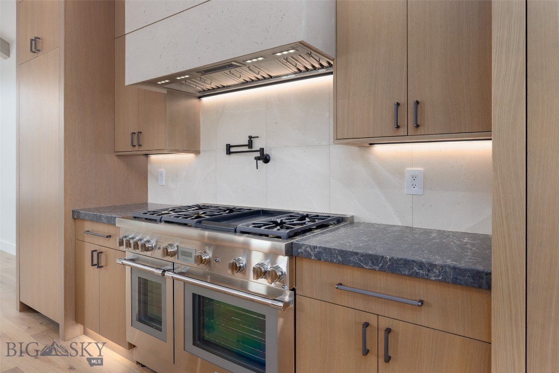 175 Forest View Drive