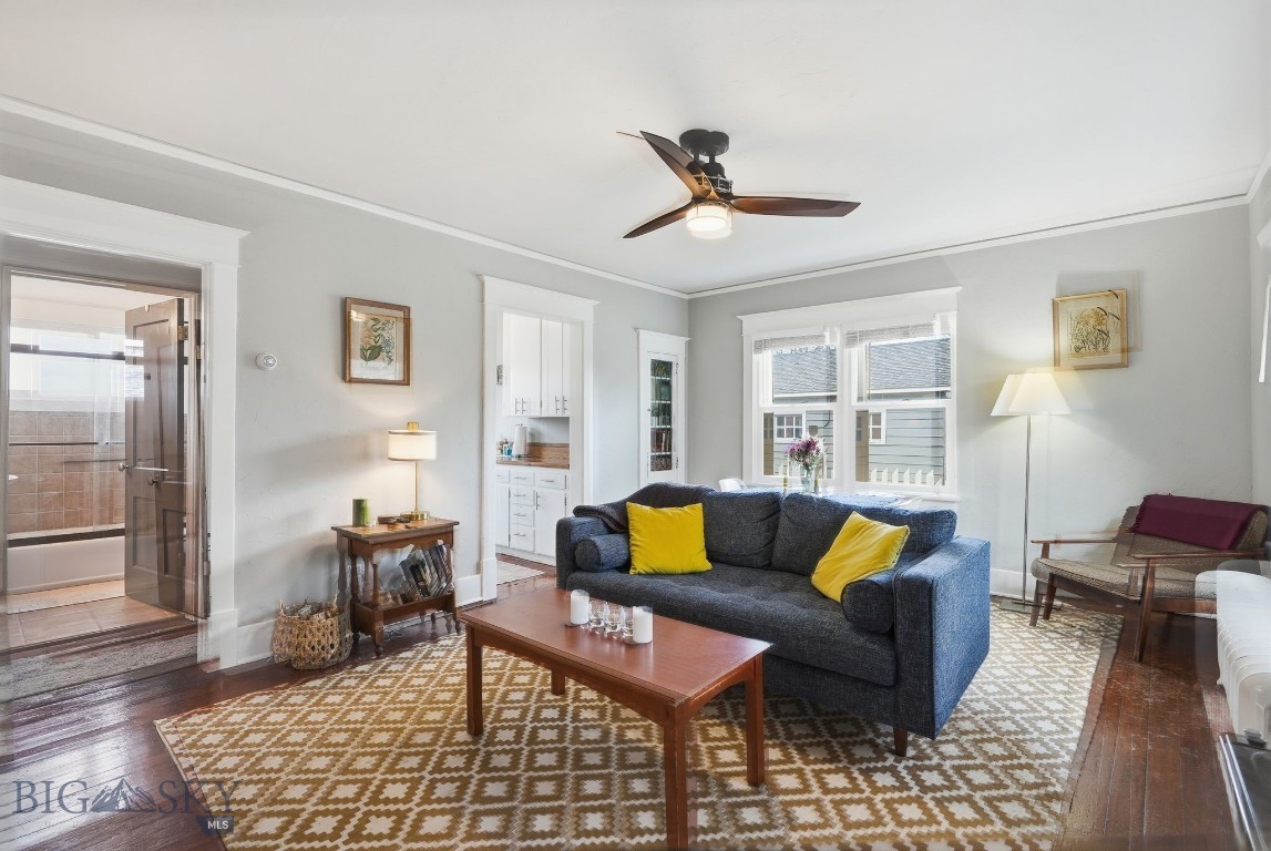 515 E Callender Street