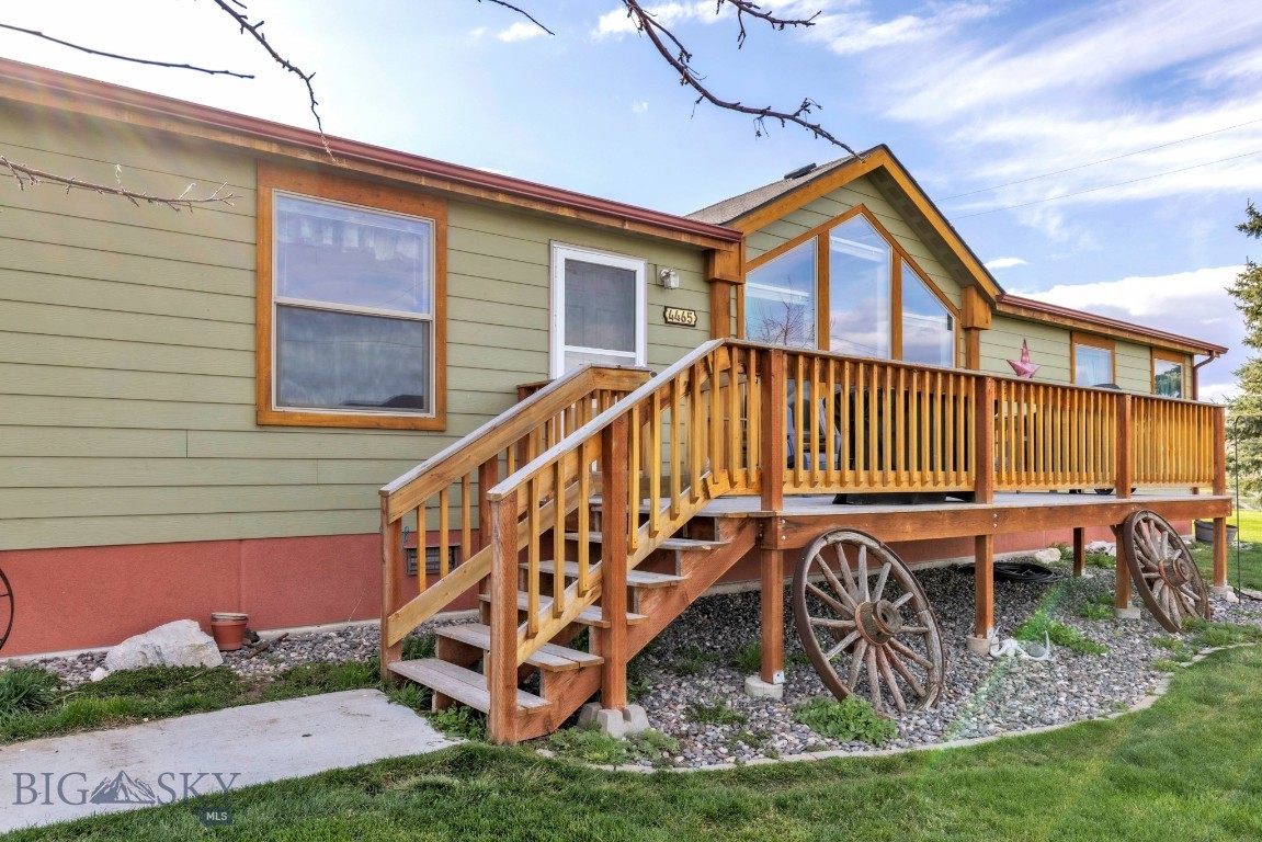 4465 Wooden Shoe Rd