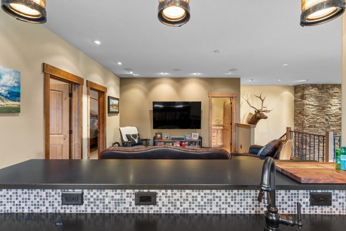 Oak Meadows - Residential