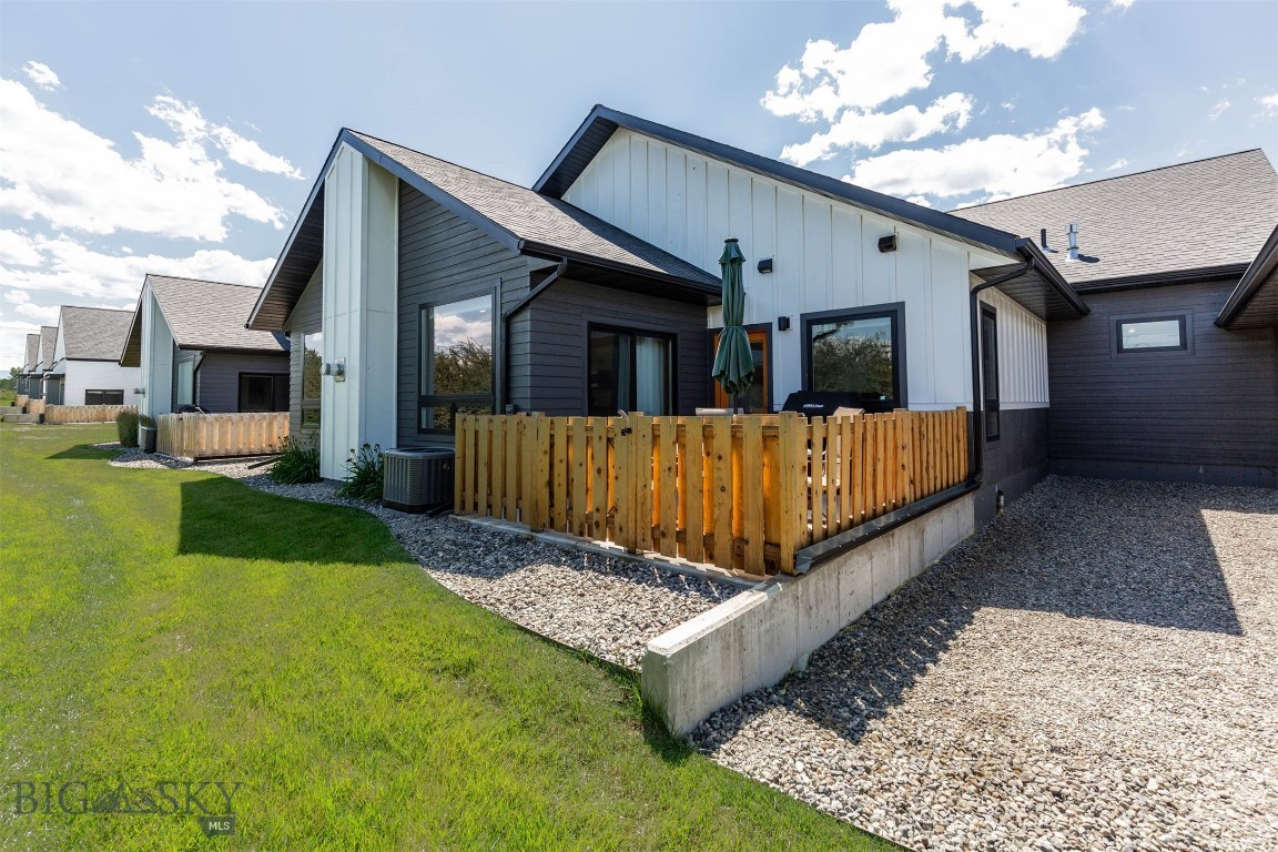 Middle Creek Parklands - Residential