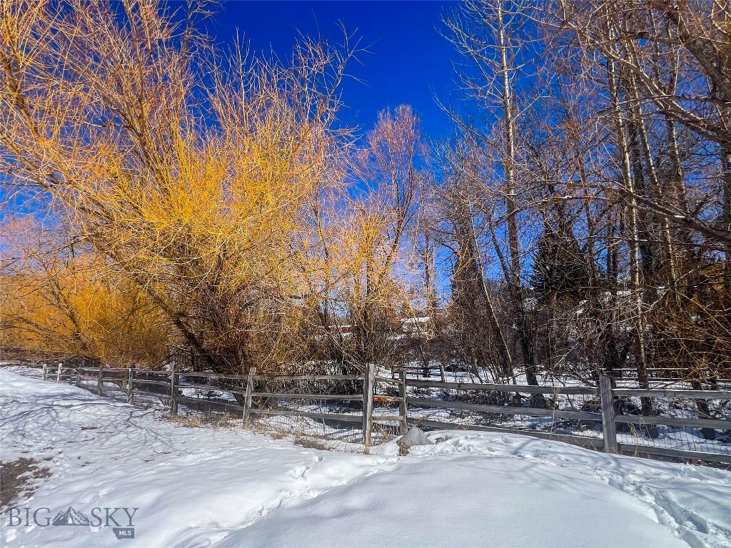 Meadowlark - Land