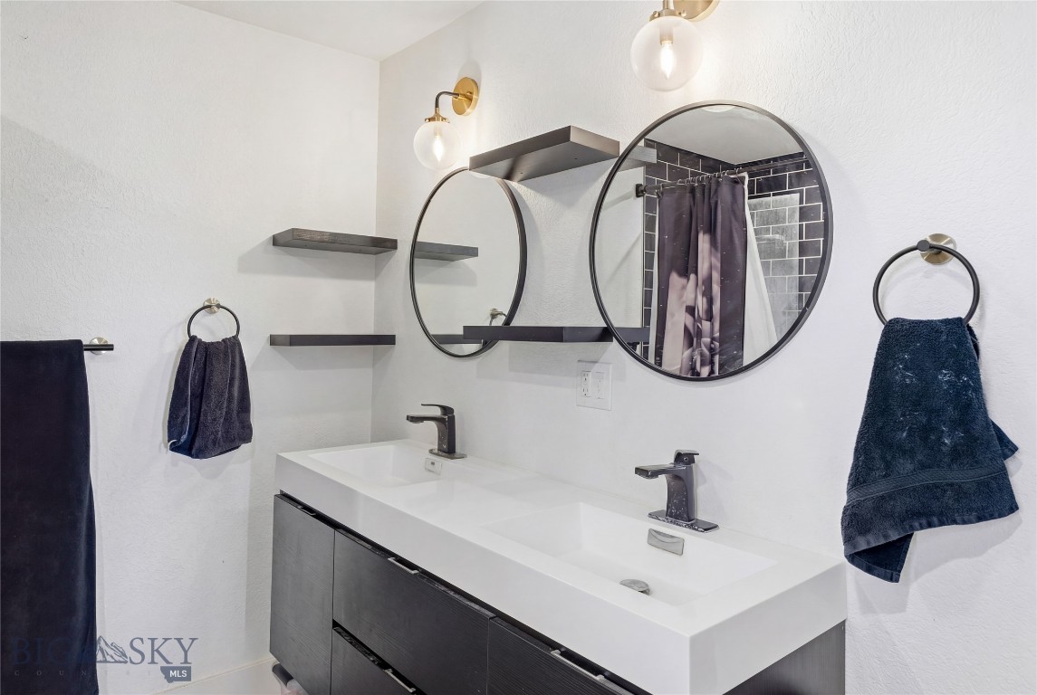 Godfrey Canyon Estates - Residential