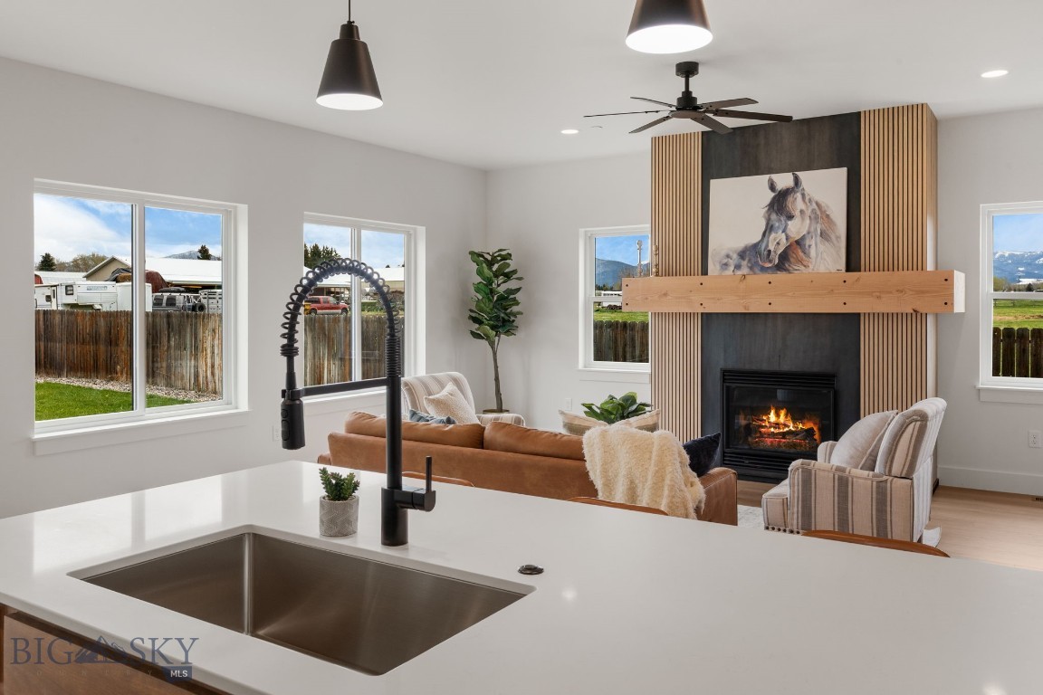Falcon Hollow - Residential