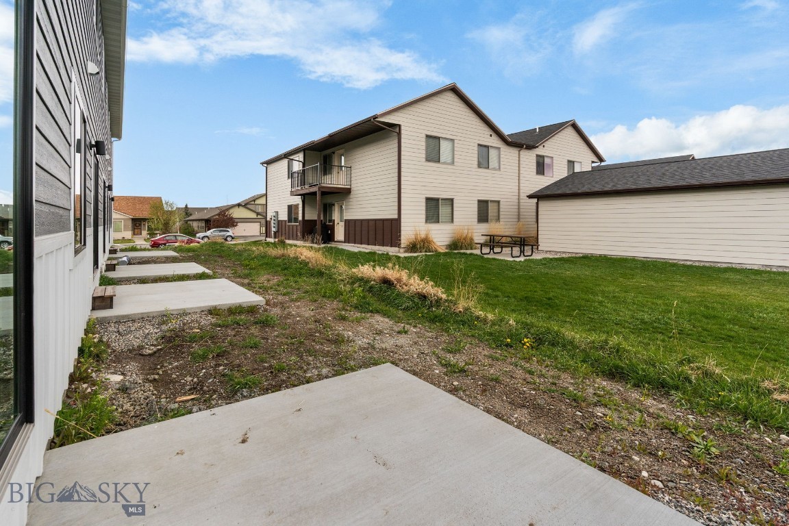 Falcon Hollow - Residential