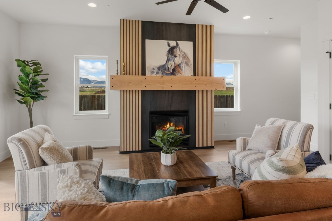 Falcon Hollow - Residential