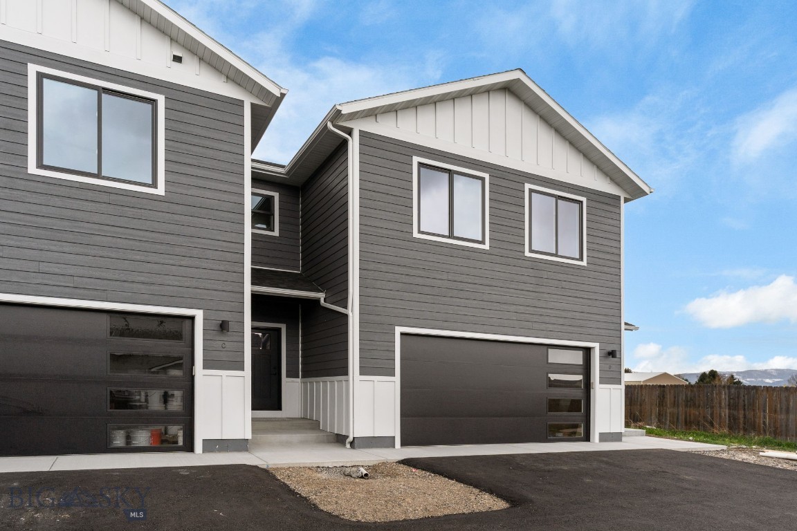 Falcon Hollow - Residential