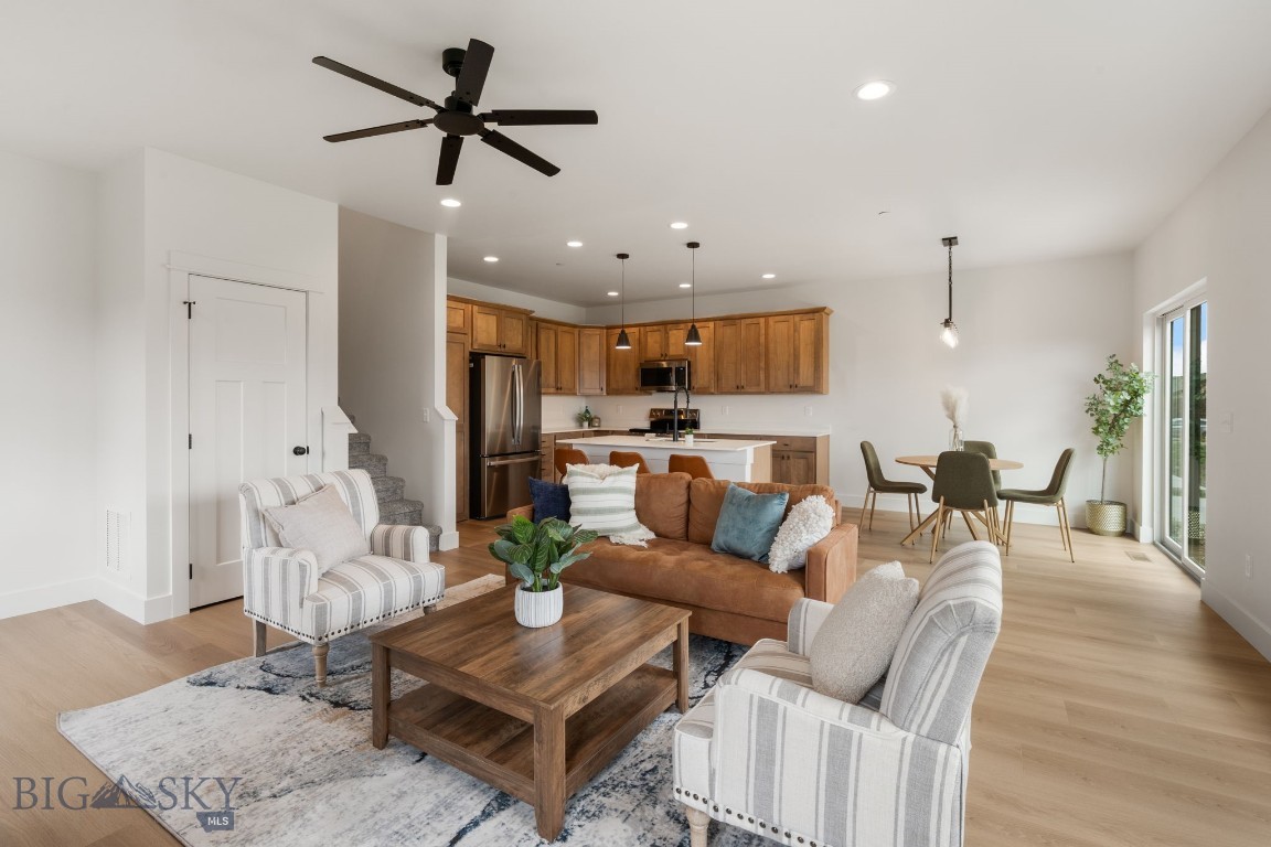 Falcon Hollow - Residential
