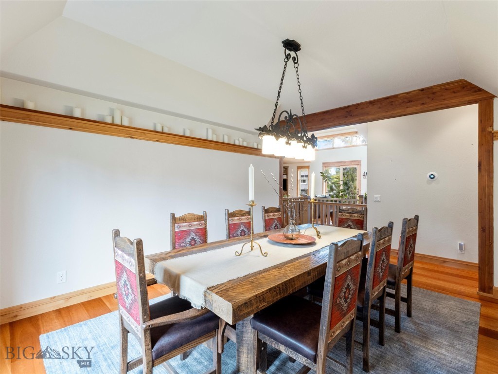 West Yellowstone, Montana 59758, United States, 6 Bedrooms Bedrooms, ,4 BathroomsBathrooms,Residential,Active,49808