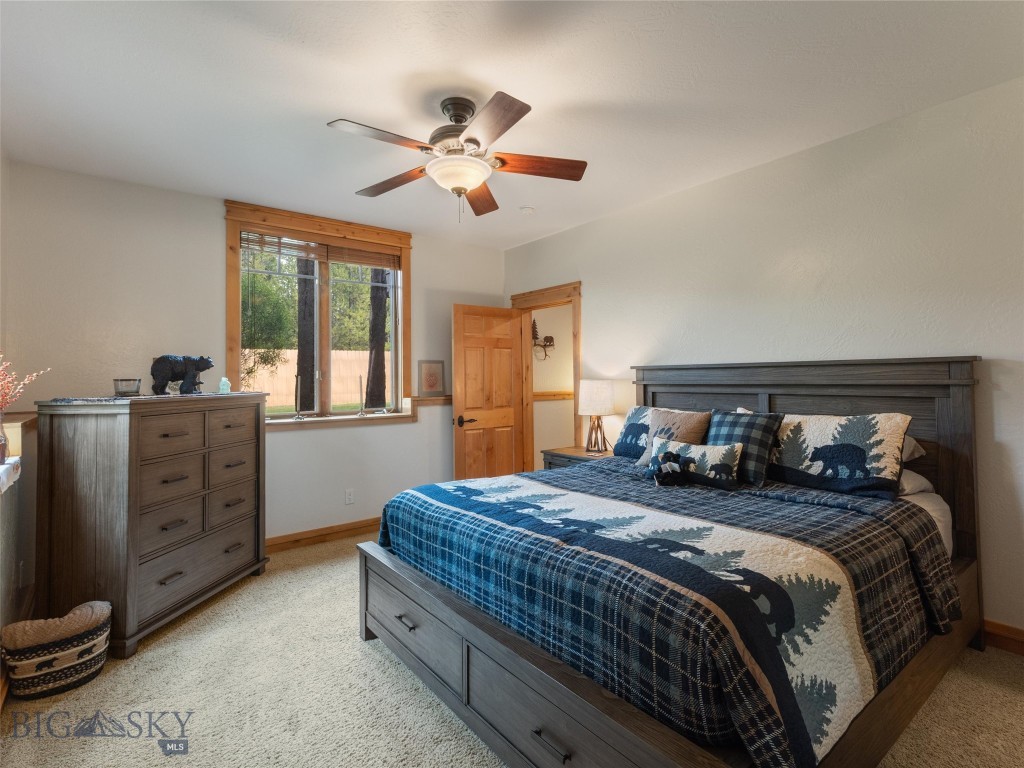 West Yellowstone, Montana 59758, United States, 6 Bedrooms Bedrooms, ,4 BathroomsBathrooms,Residential,Active,49808