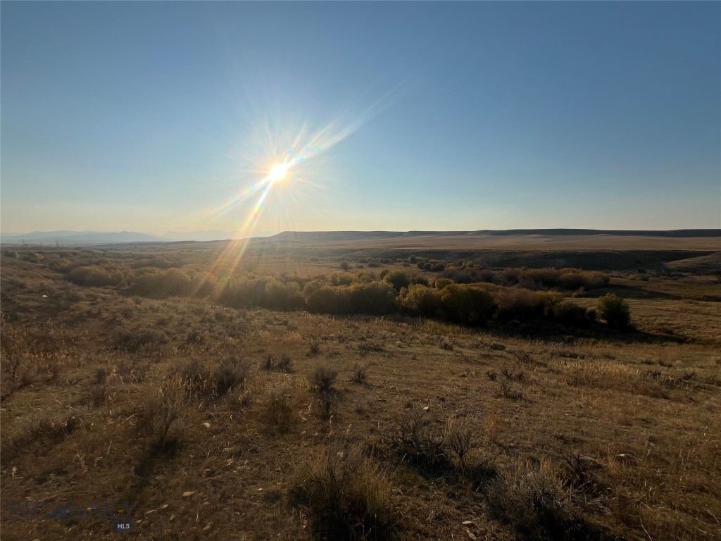 000 Elk Creek Road W