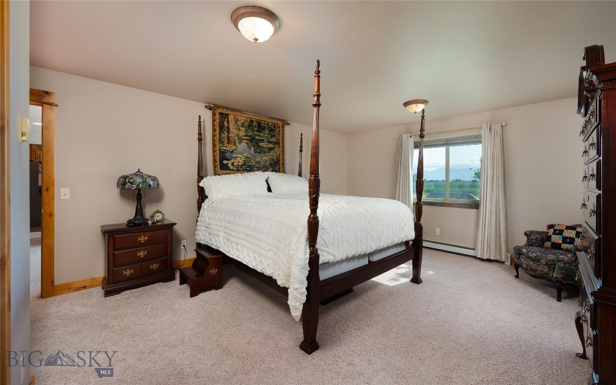 Four Dot Meadows - Residential