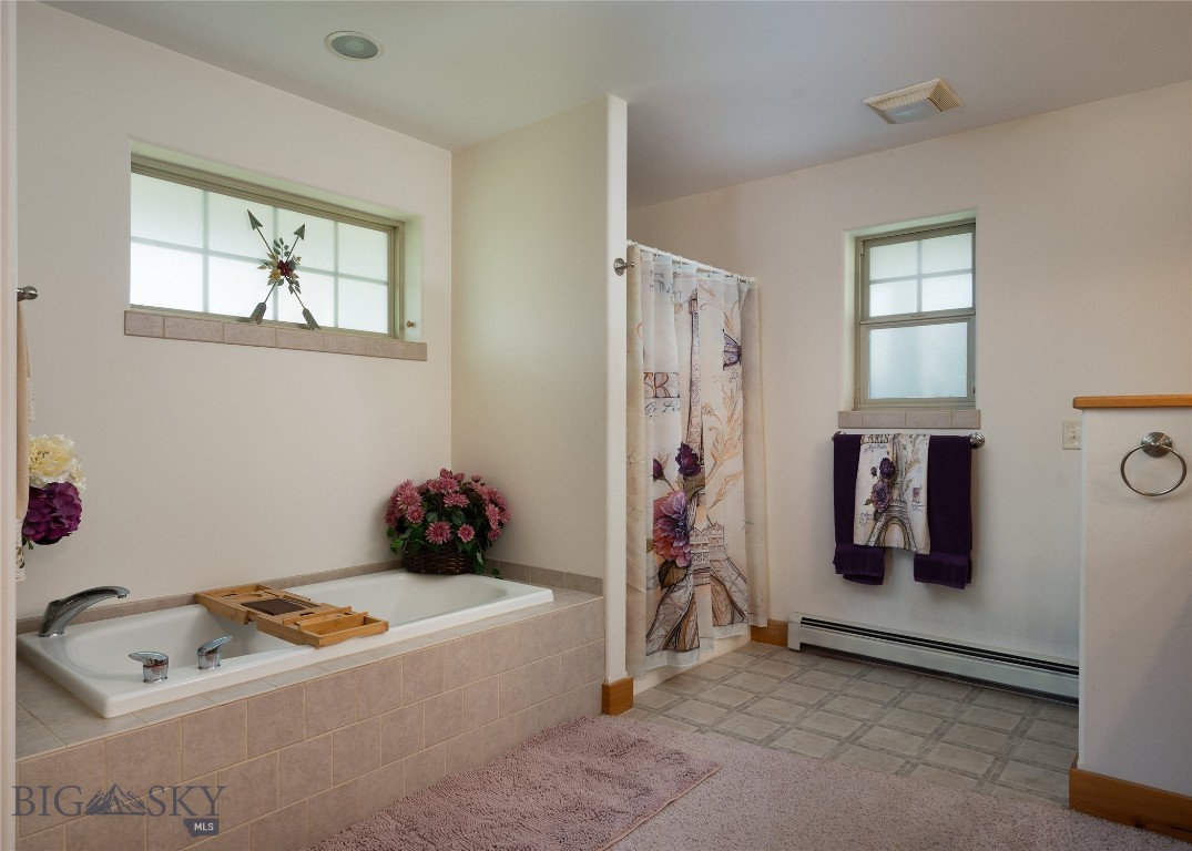 Four Dot Meadows - Residential