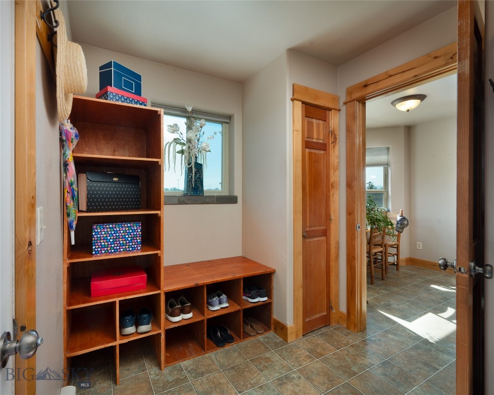 Four Dot Meadows - Residential