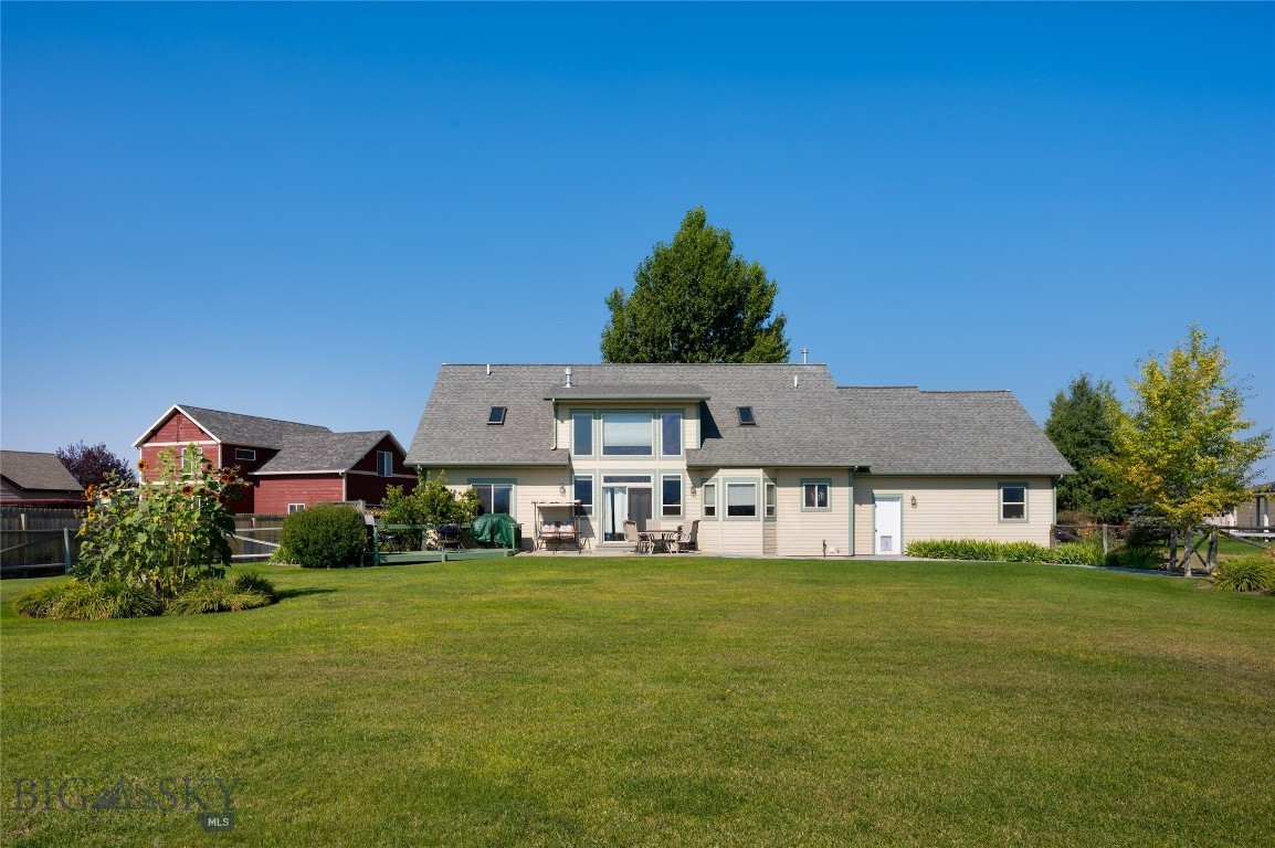 Four Dot Meadows - Residential