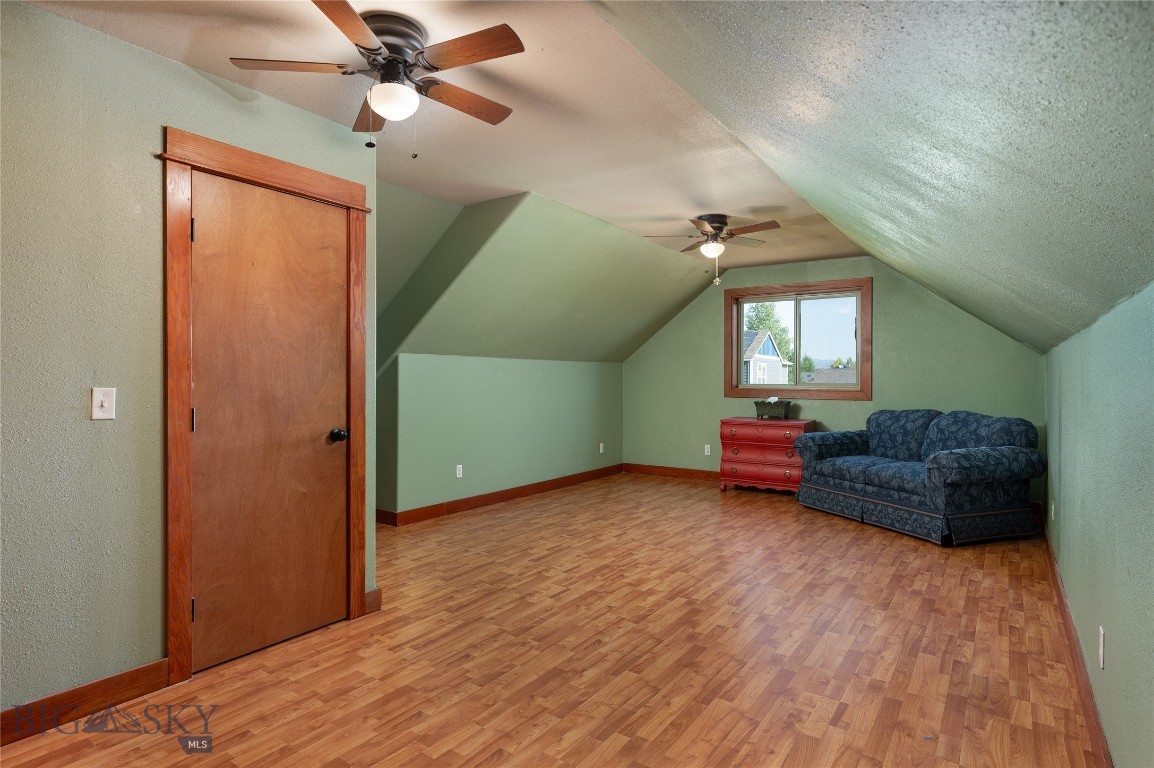 Four Dot Meadows - Residential
