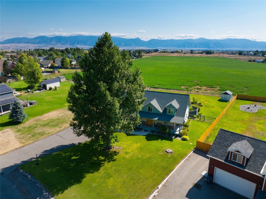 Four Dot Meadows - Residential