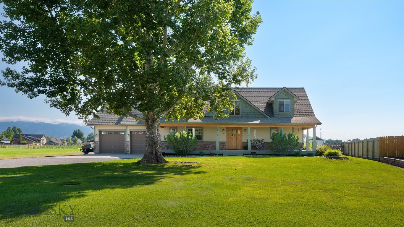 Four Dot Meadows - Residential
