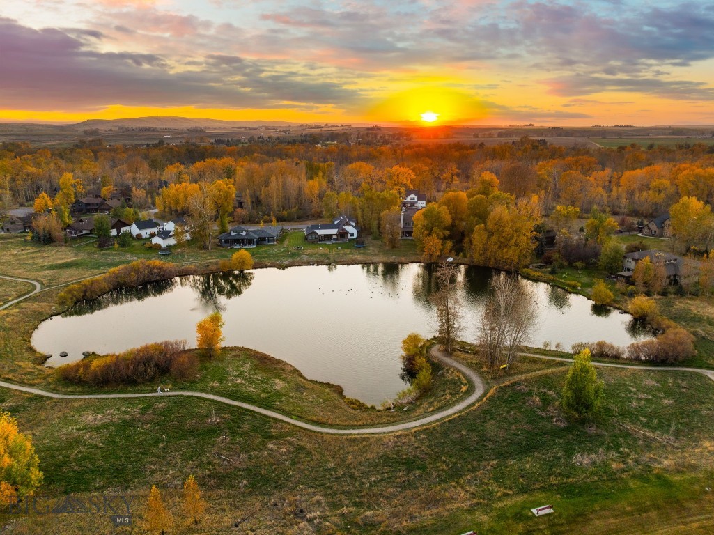 Galactic Park - Residential