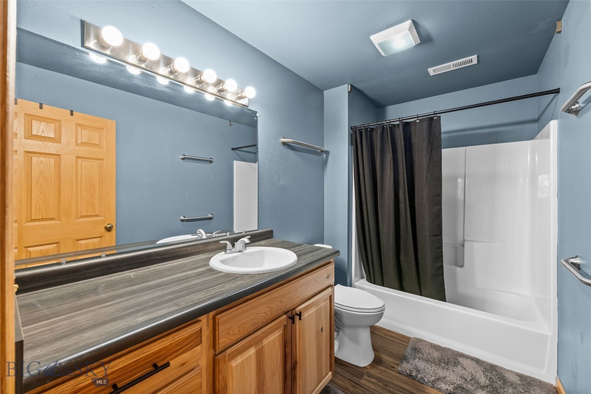 Parkway Plaza - Residential