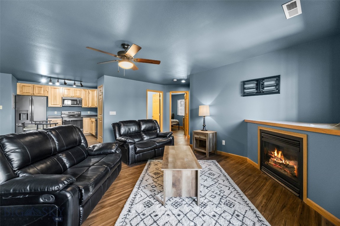 Parkway Plaza - Residential
