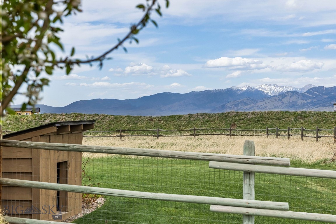Hyalite View Estates - Residential