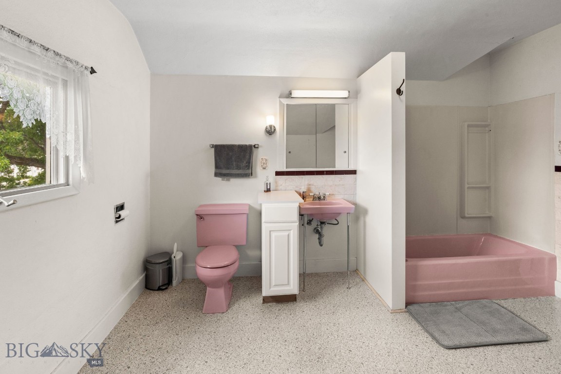 Ross Creek - Commercial Sale